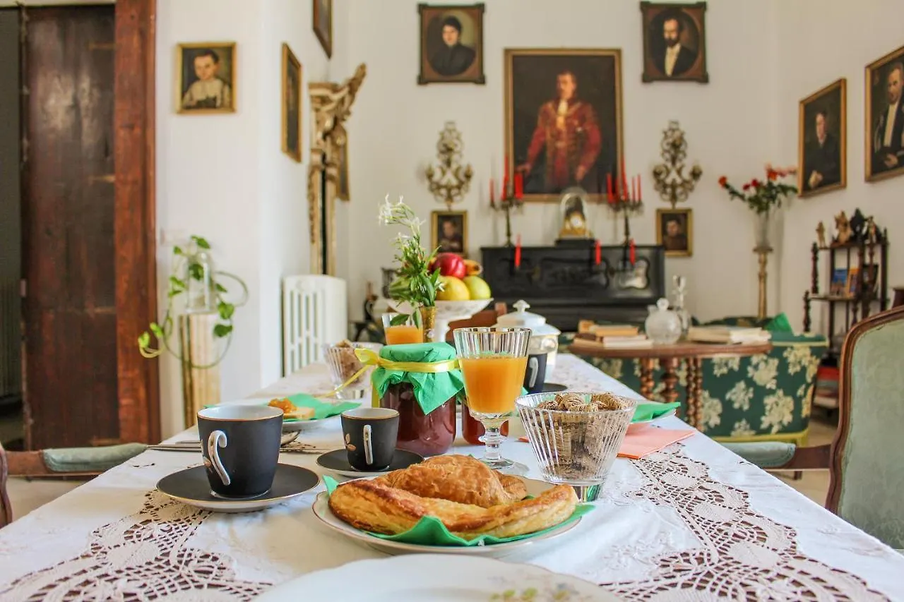 B&B Palazzo Sambiasi Lecce Italien