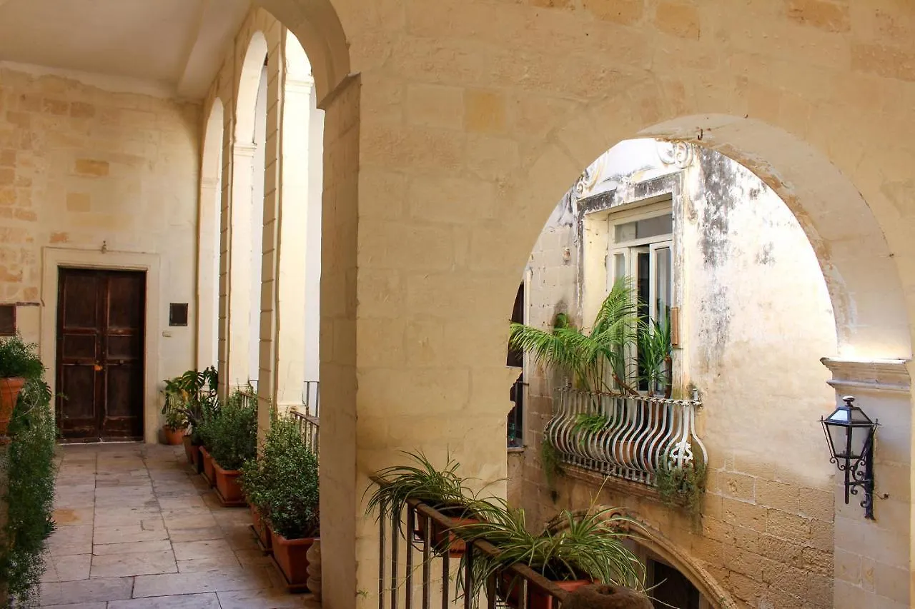 B&B Palazzo Sambiasi Lecce 3*,  Italien