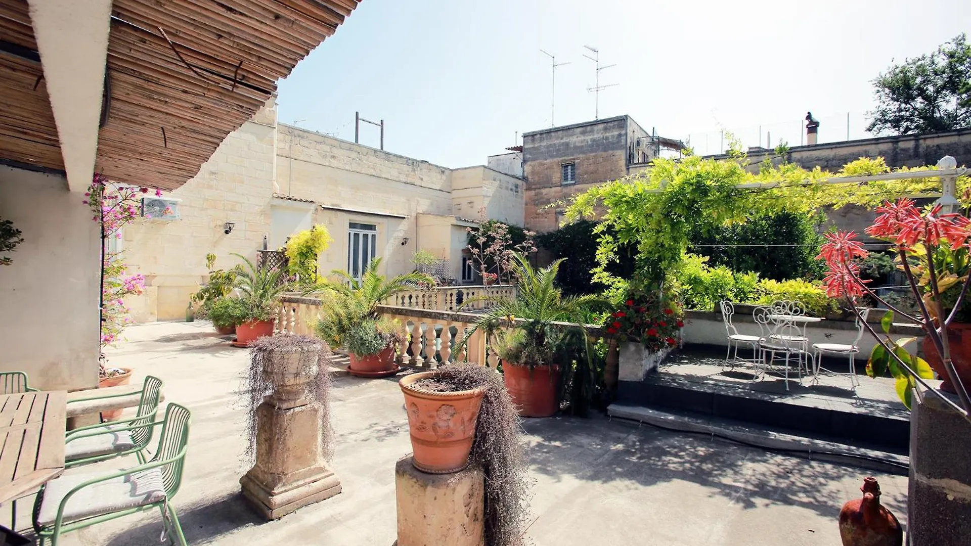 *** Frühstückspension B&B Palazzo Sambiasi Lecce Italien